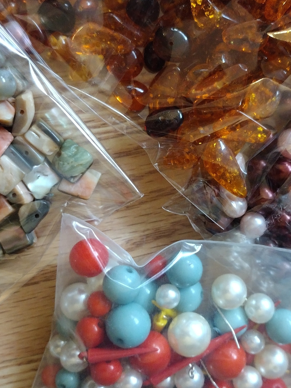 Mixed Lot DIY Craft Projects Beads Flowers Metal Accents - Picture 5 of 14